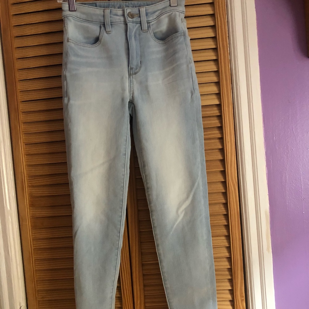 American Eagle High Rise Jeans
